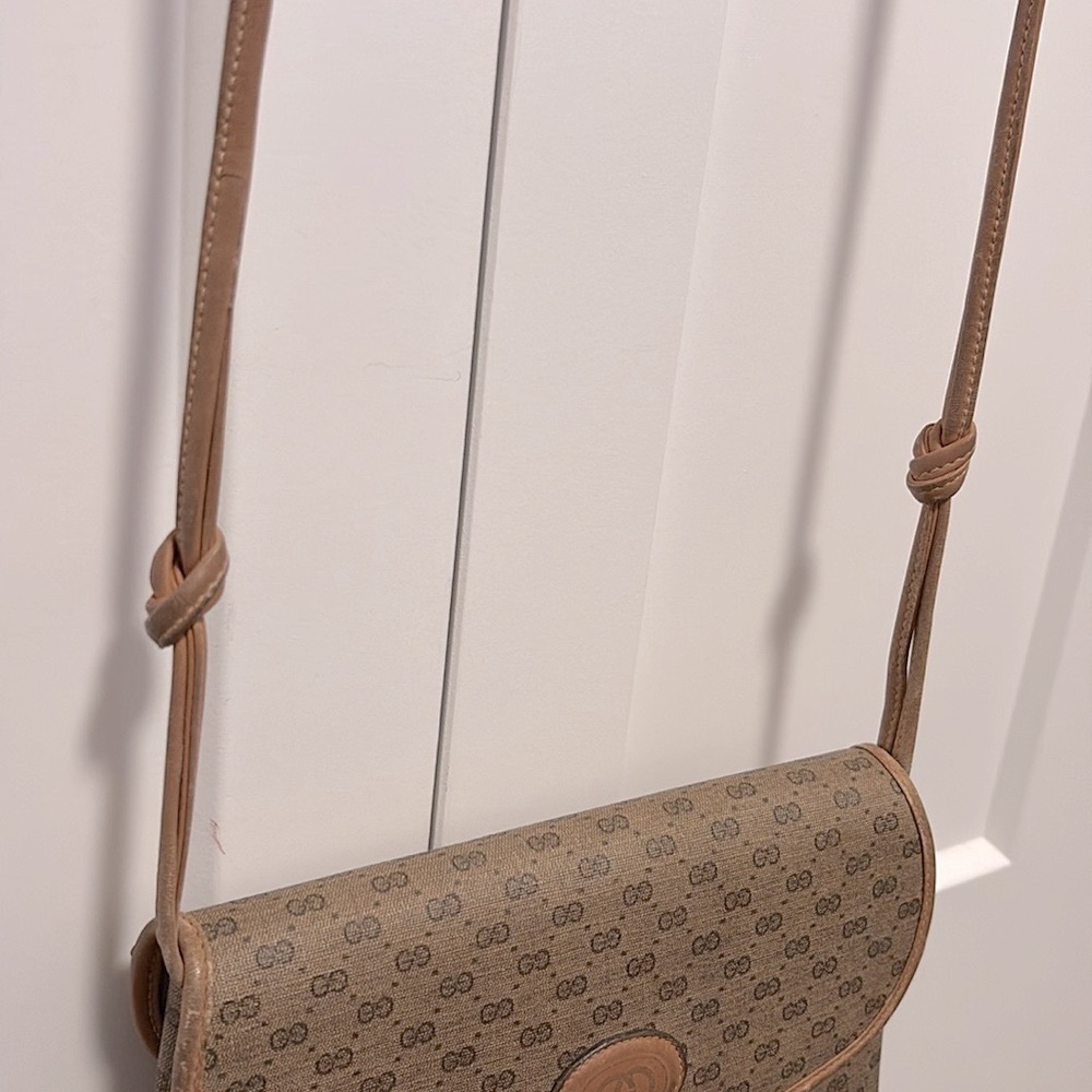 [Gucci] Vintage Interlocking GG Neutral Brown/Tan Long Knot Strap Handbag Purse - Picture 7 of 16
